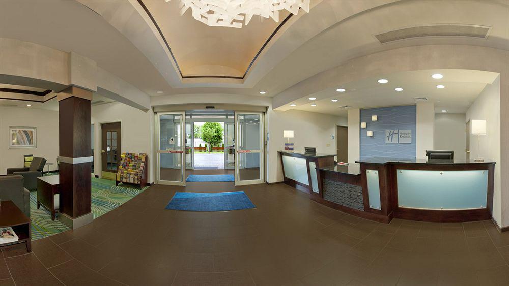 Holiday Inn Express And Suites Stroudsburg-Poconos By Ihg Kültér fotó