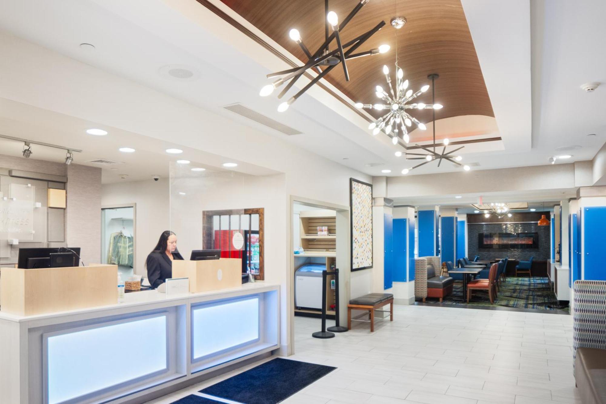 Holiday Inn Express And Suites Stroudsburg-Poconos By Ihg Kültér fotó