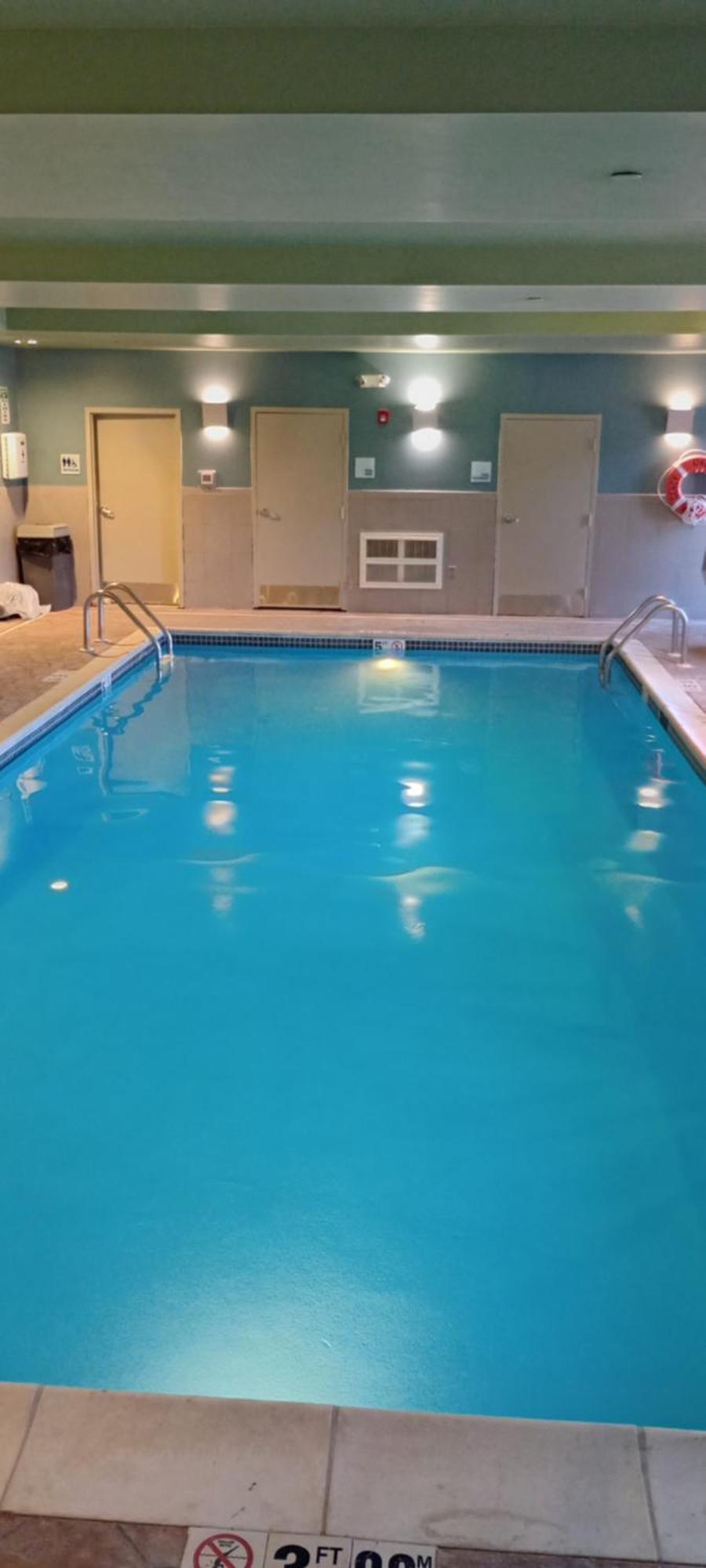 Holiday Inn Express And Suites Stroudsburg-Poconos By Ihg Kültér fotó