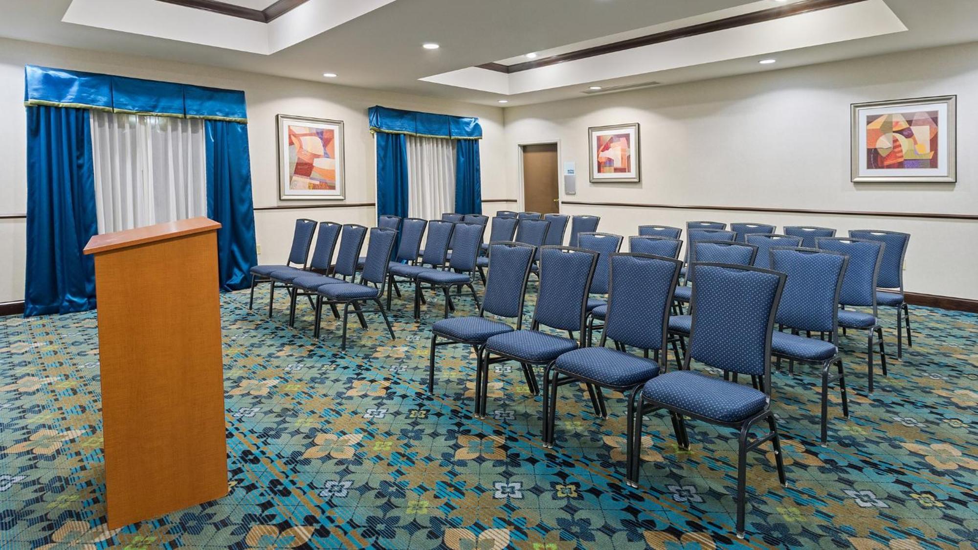 Holiday Inn Express And Suites Stroudsburg-Poconos By Ihg Kültér fotó